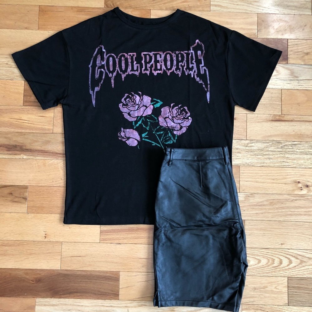 Graphic tee shirt